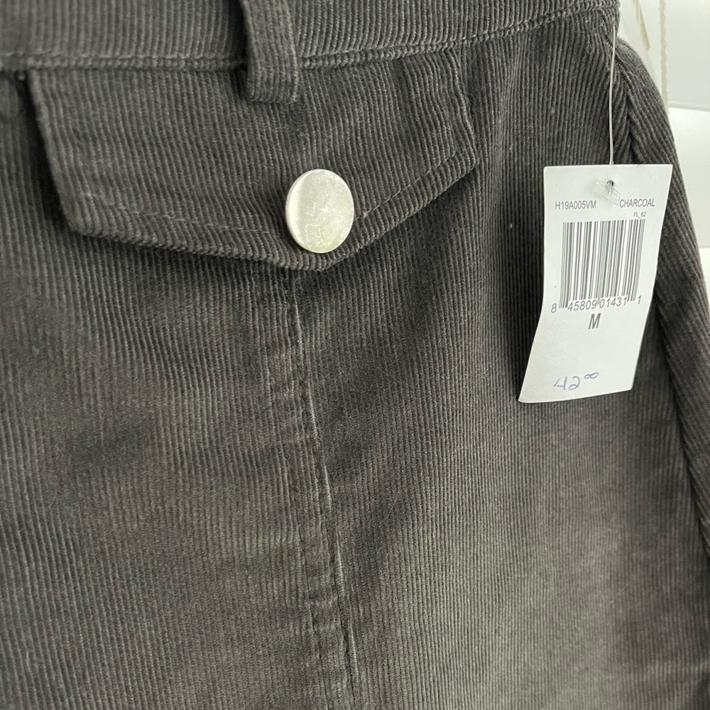 FAHION ON EARTH Corduroy Skirt - Picture 6 of 13